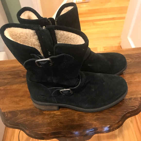 Women’s ugg boots size 9 - Picture 3 of 7